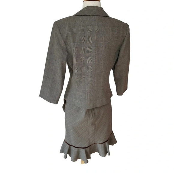 Vintage A-list by wrapper 7 brown plaid lightweight career wear skirt suit - Picture 3 of 10